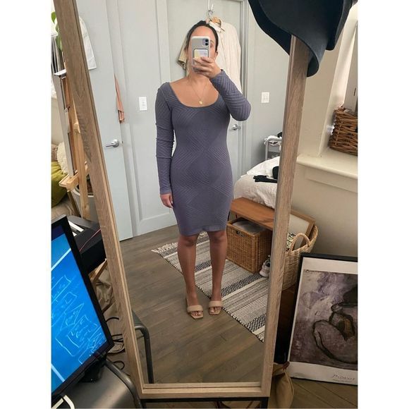 BCBG Dresses & Skirts - BCBG midi dress